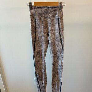 Lululemon Lab Reflective Leggings - Size 2